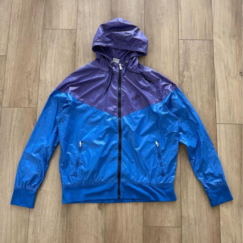Nike blue & purple windbreaker sportswear jacket with hood, size XL
